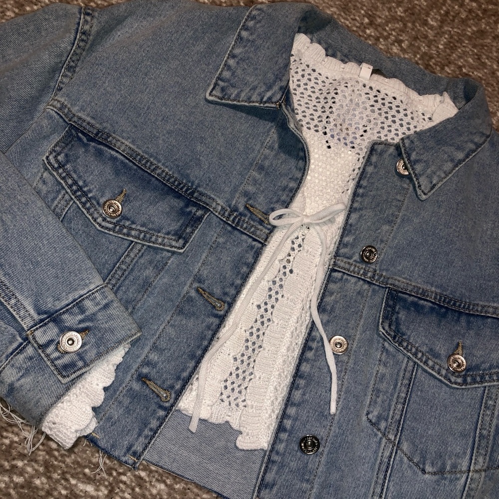 BERSHKA cropped denim jacket